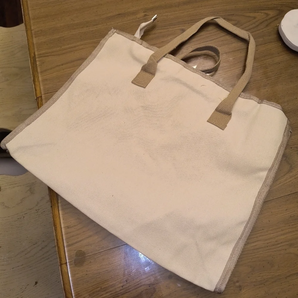 Women’s Cute Hello Kitty Cream Tote Bag